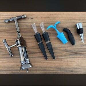 Silver and Black Wine Opener Set